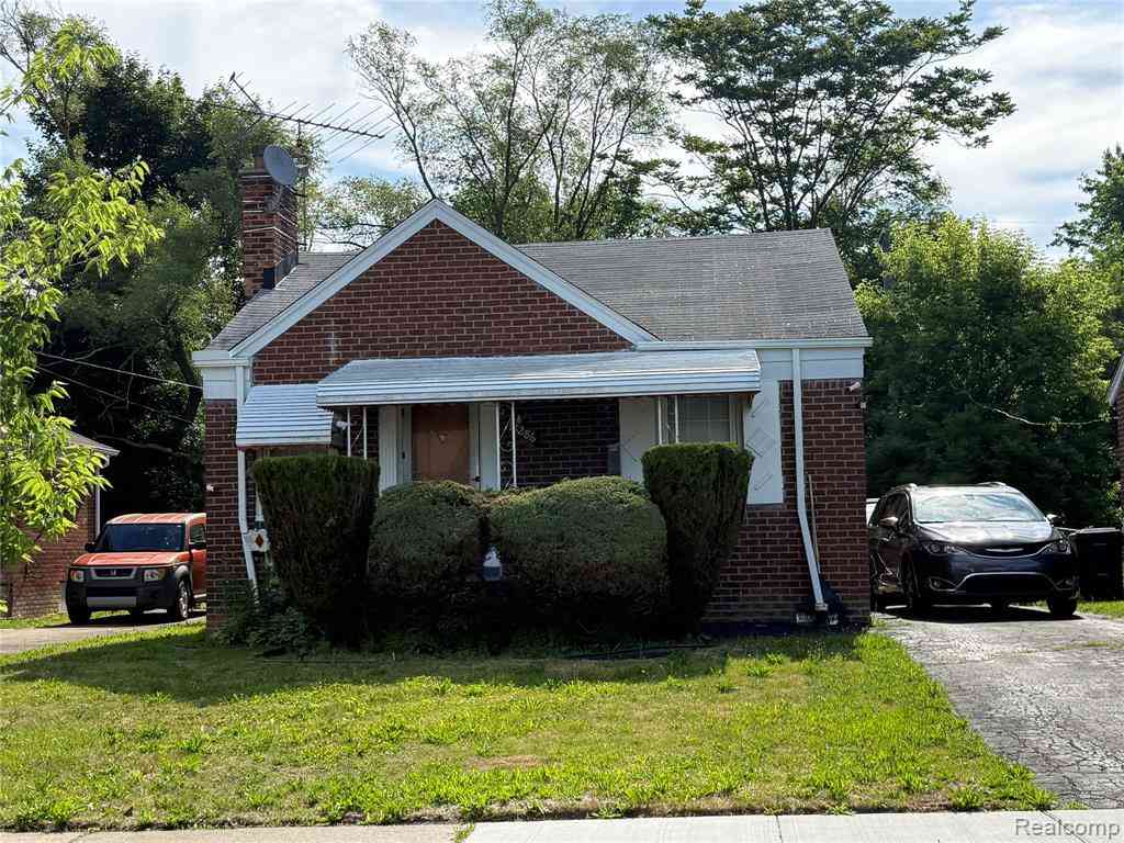 Homes For Sale - 18286 Oakfield Street <br/> Detroit, MI 48235