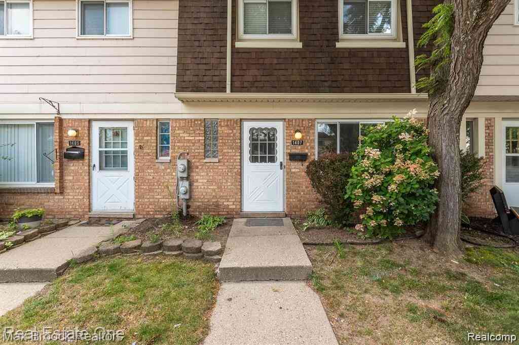Condo For Rent - 1407 Laurel Valley Drive <br/> Oakland County, Waterford, MI 48327