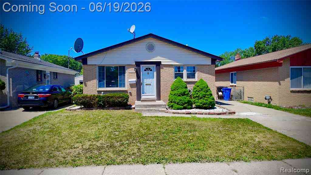 Homes For Sale - 27087 Alden Street <br/> Oakland County, Madison Heights, MI 48071
