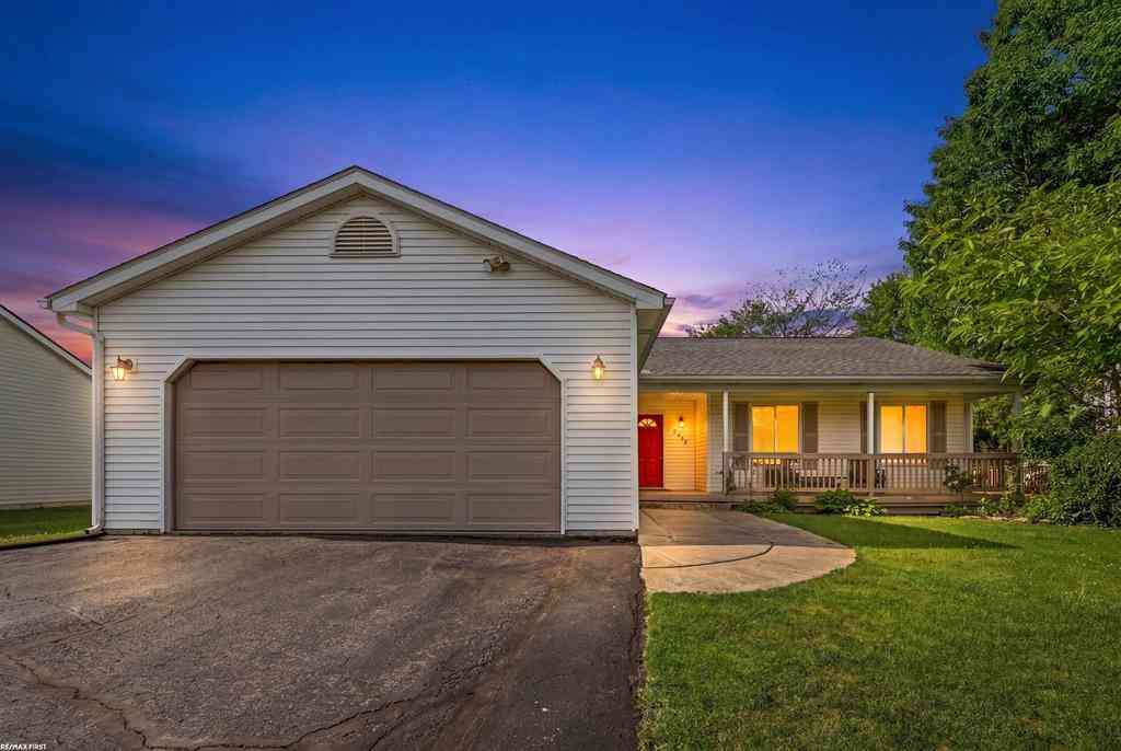 Homes For Sale - 2679 Lacota Road <br/> Oakland County, Waterford, MI 48328