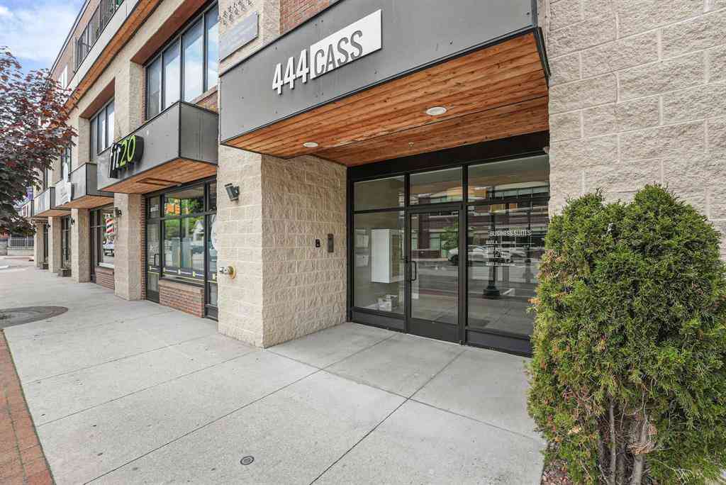 Condo For Sale - 444 Cass Street <br/> Traverse City, MI 49684
