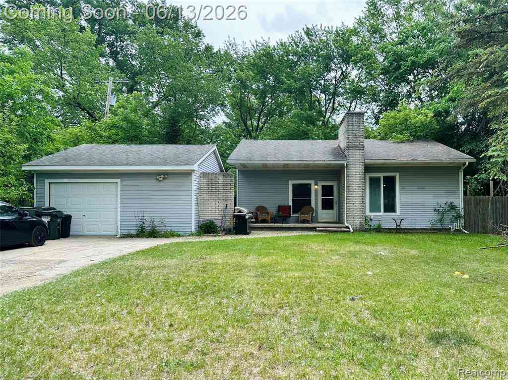 Homes For Sale - 3505 Bendelow Road <br/> Rochester, MI 48307