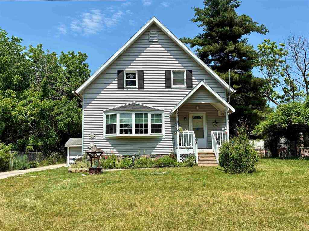 Homes For Sale - 7100 Lynn Street <br/> Shiawassee County, Perry, MI 48872