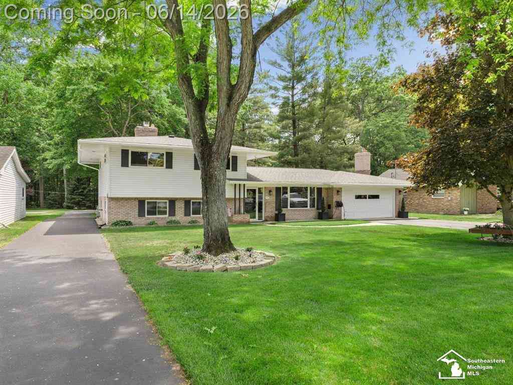 Homes For Sale - 3119 W Dean Road <br/> Lambertville, MI 48144