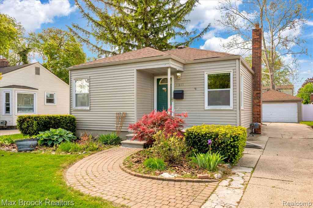 Homes For Sale - 1311 Harvard Road <br/> Berkley, MI 48072