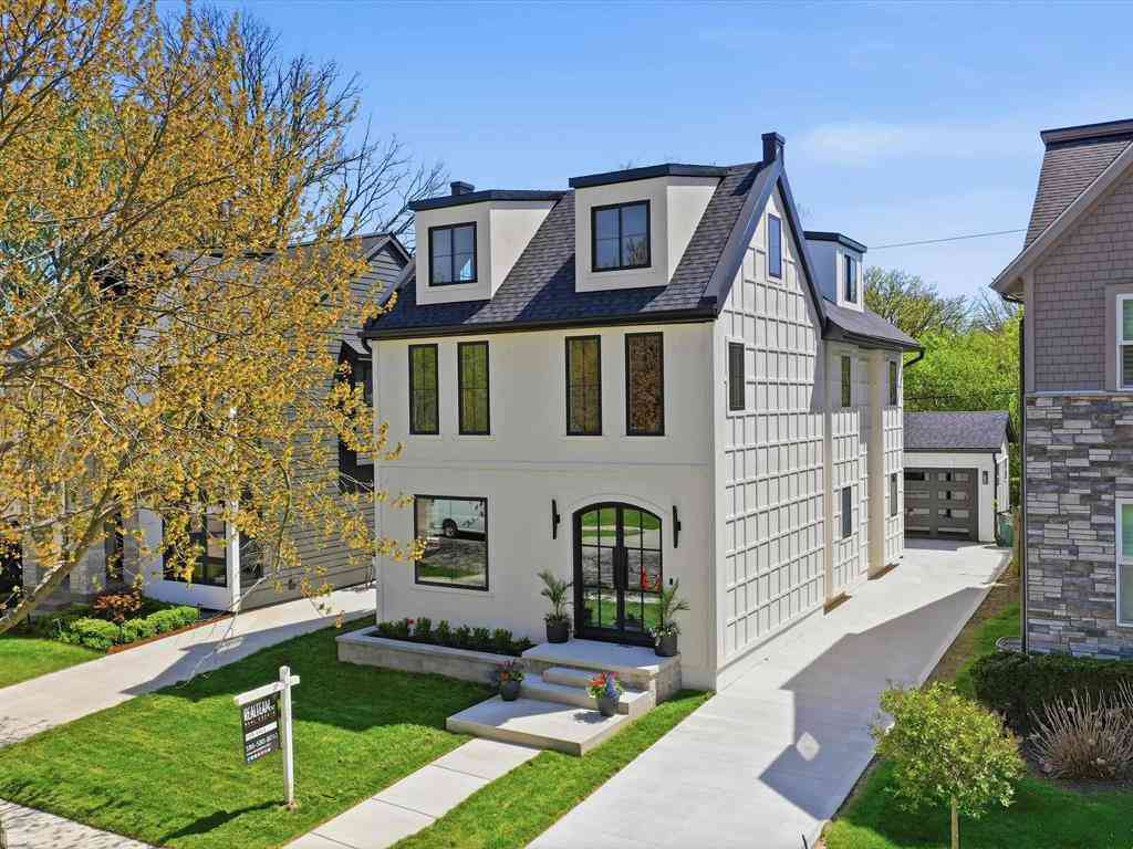 Homes For Sale - 1840 Holland Street <br/> Birmingham, MI 48009
