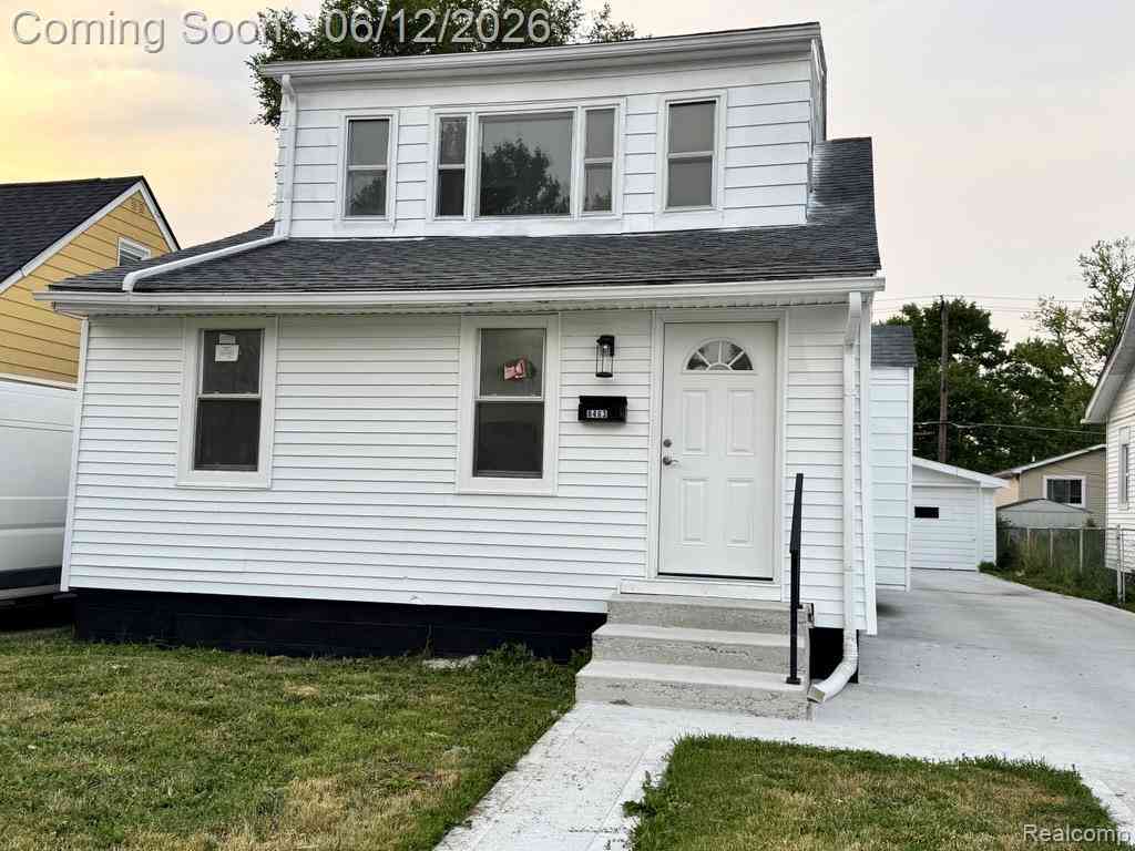 Homes For Sale - 8463 Paige Avenue <br/> Warren, MI 48089