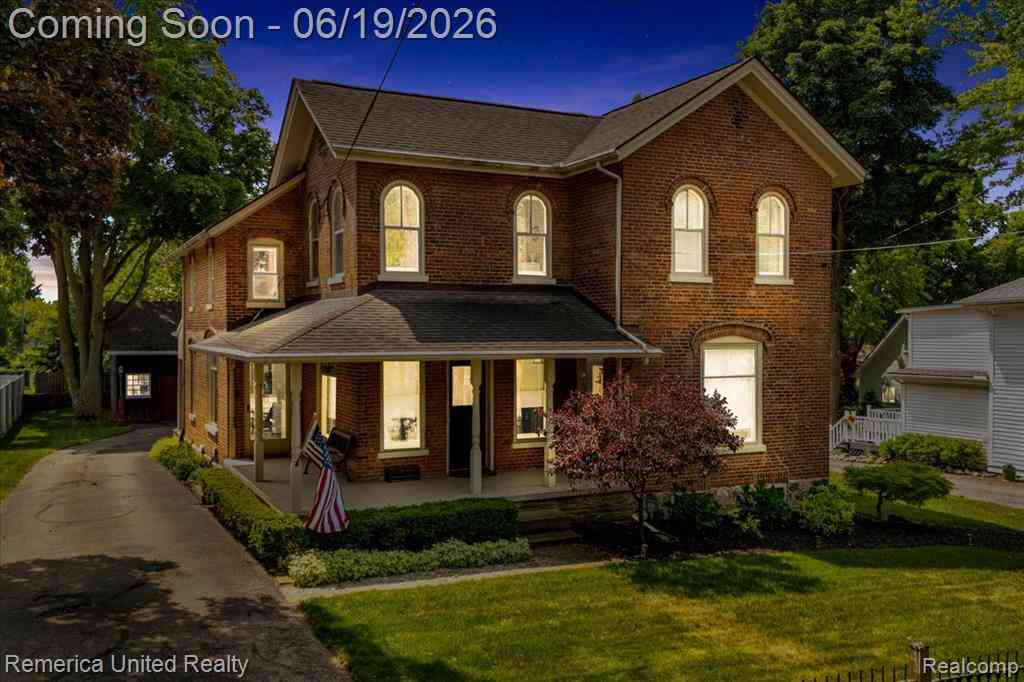 Homes For Sale - 415 E Main Street <br/> Manchester, MI 48158