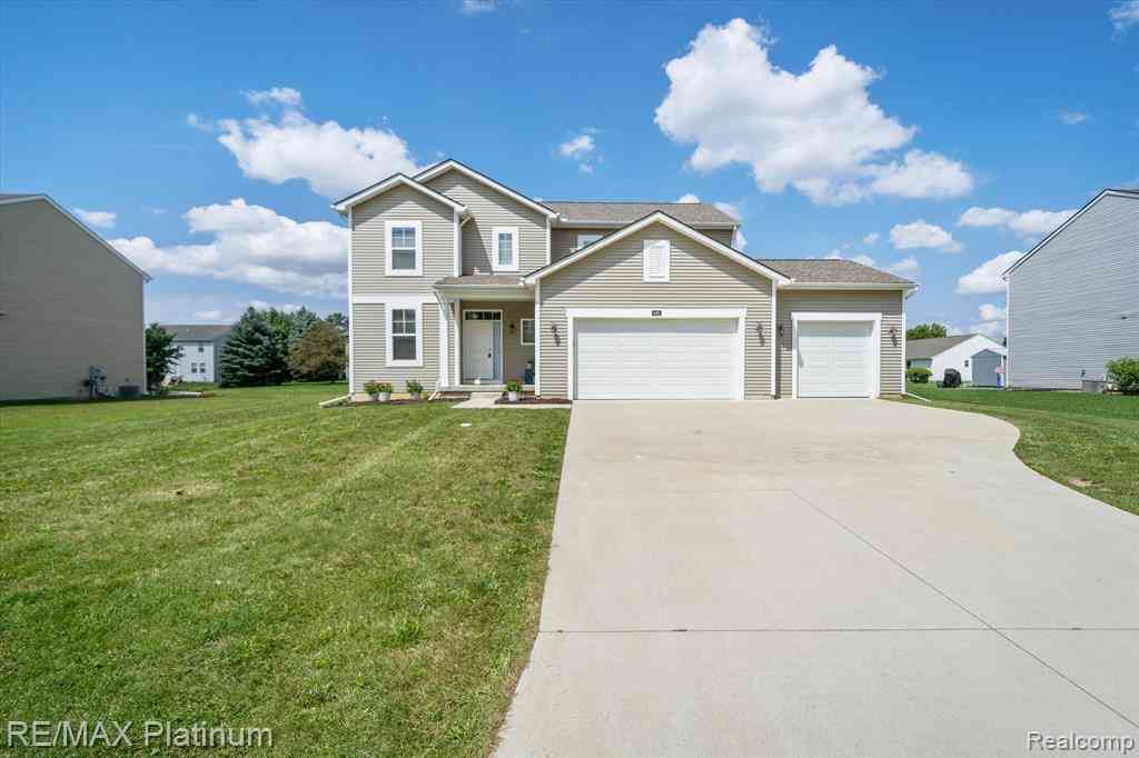 Homes For Sale - 4465 Daniel Drive <br/> Grand Blanc, MI 48439