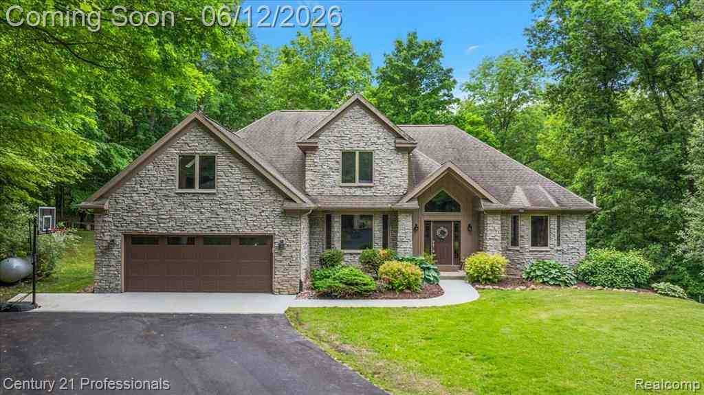 Homes For Sale - 9867 Rainbow Ridge Drive <br/> Kalamazoo County, Schoolcraft, MI 49087