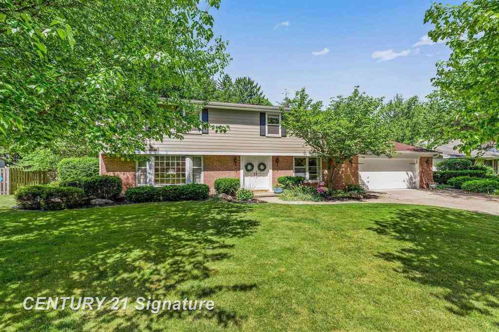 Homes For Sale - 358 Somerset Road <br/> Saginaw, MI 48638