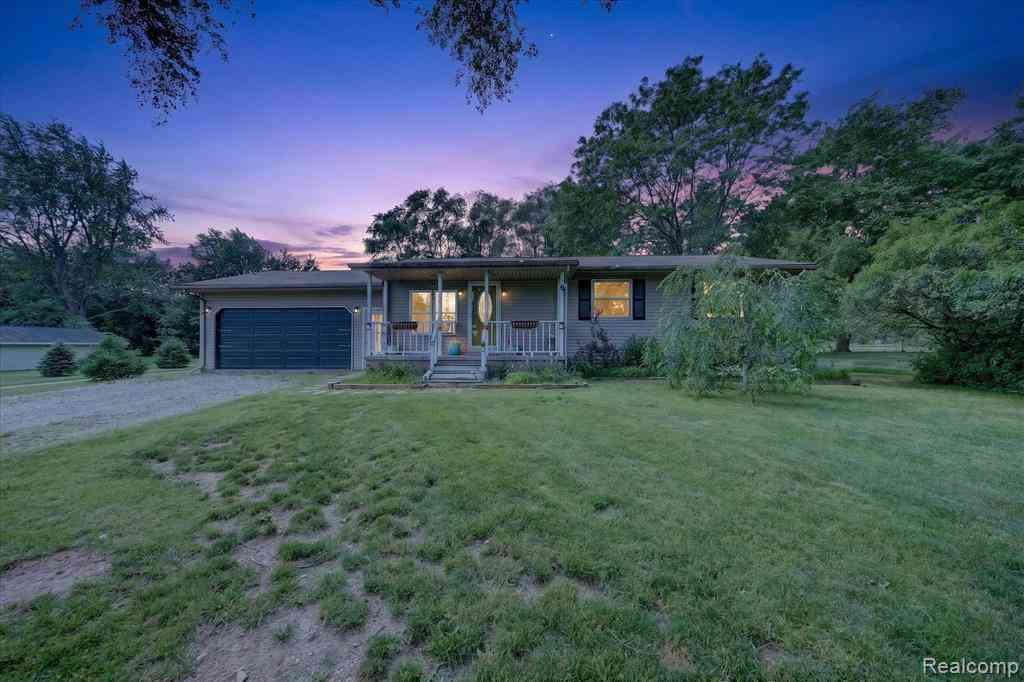Homes For Sale - 3837 Jones Road <br/> North Branch, MI 48461