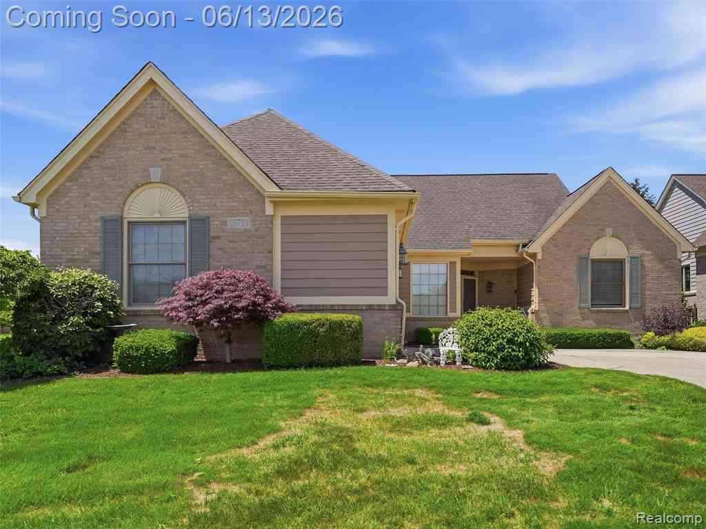 Condo For Sale - 59759 Glacier Ridge N N #55<br/> Washington, MI 48094