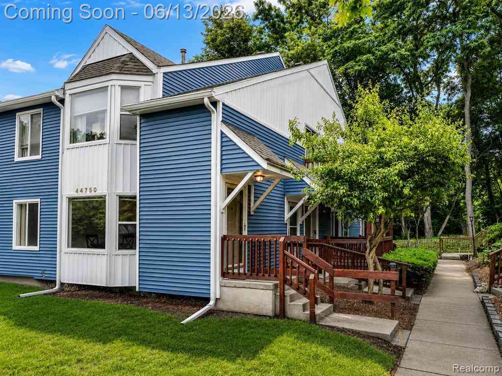 Condo For Sale - 44750 Bayview Drive  #37<br/> Novi, MI 48377