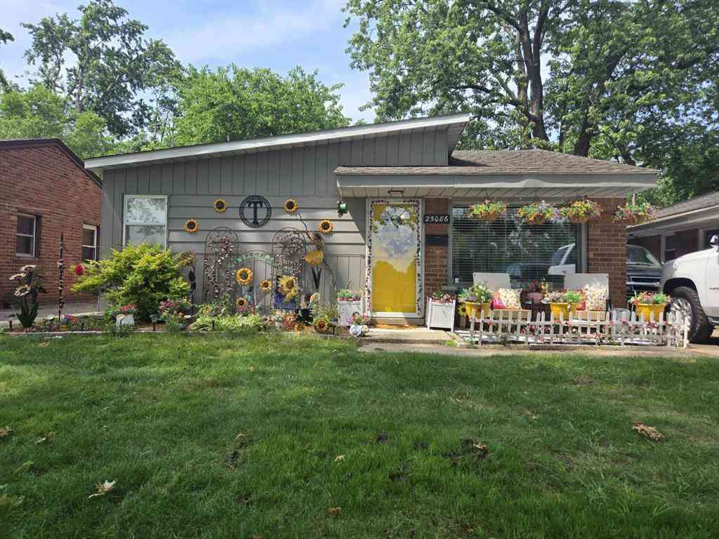 Homes For Sale - 25086 Annapolis Street <br/> Dearborn Heights, MI 48125