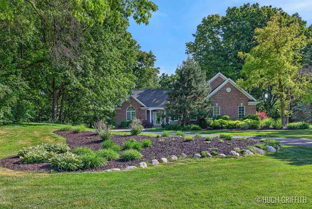 Homes For Sale - 12917 Oak Highland Drive <br/> Lowell, MI 49331