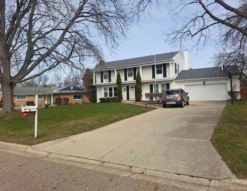 Homes For Sale - 4312 Appletree Lane <br/> Lansing, MI 48917