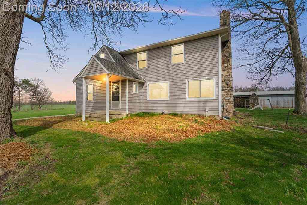 Homes For Sale - 975 Elliott Road <br/> Fowlerville, MI 48836