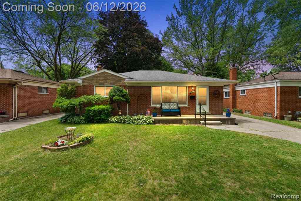 Homes For Sale - 29555 Herbert Street <br/> Madison Heights, MI 48071
