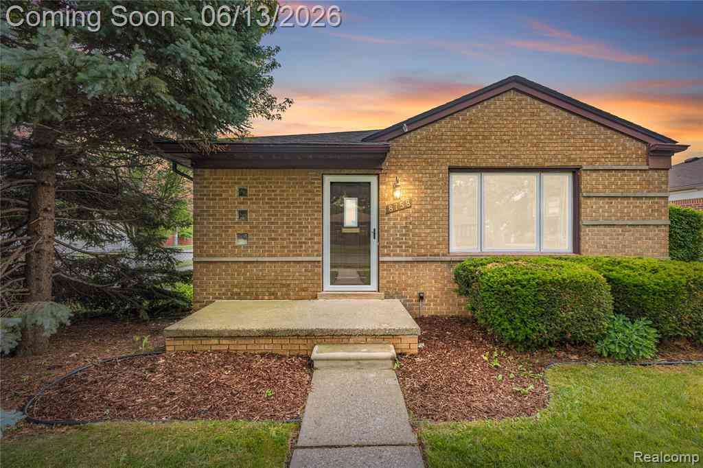 Homes For Sale - 8758 Huron Street <br/> Taylor, MI 48180