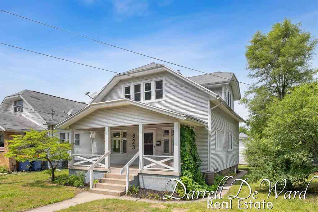 Homes For Sale - 823 Webster Street Nw NW<br/> Grand Rapids, MI 49504