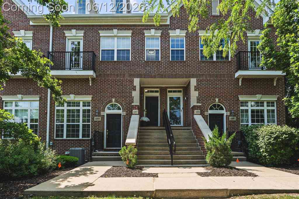 Condo For Sale - 1097 Ann Arbor Road W W<br/> Plymouth, MI 48170