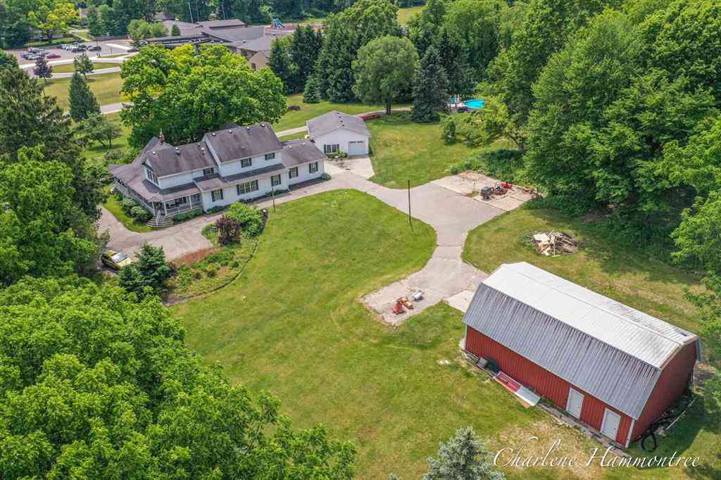 Homes For Sale - 9111 Summit Avenue Ne NE<br/> Rockford, MI 49341