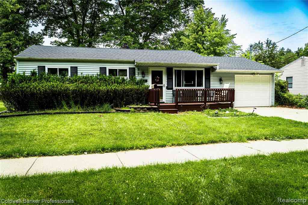 Homes For Sale - 1017 N East Street <br/> Fenton, MI 48430