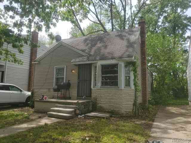 Homes For Sale - 8247 Auburn Street <br/> Wayne County, Detroit, MI 48228