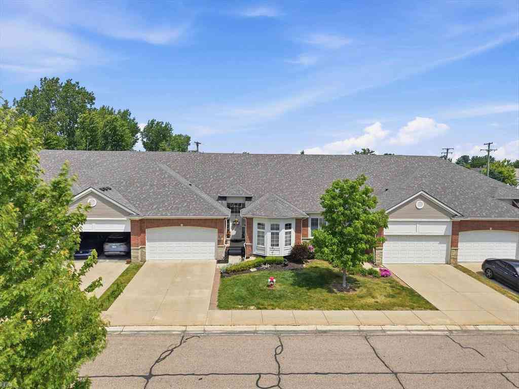 Condo For Sale - 14837 N Park Drive <br/> Shelby Twp, MI 48315