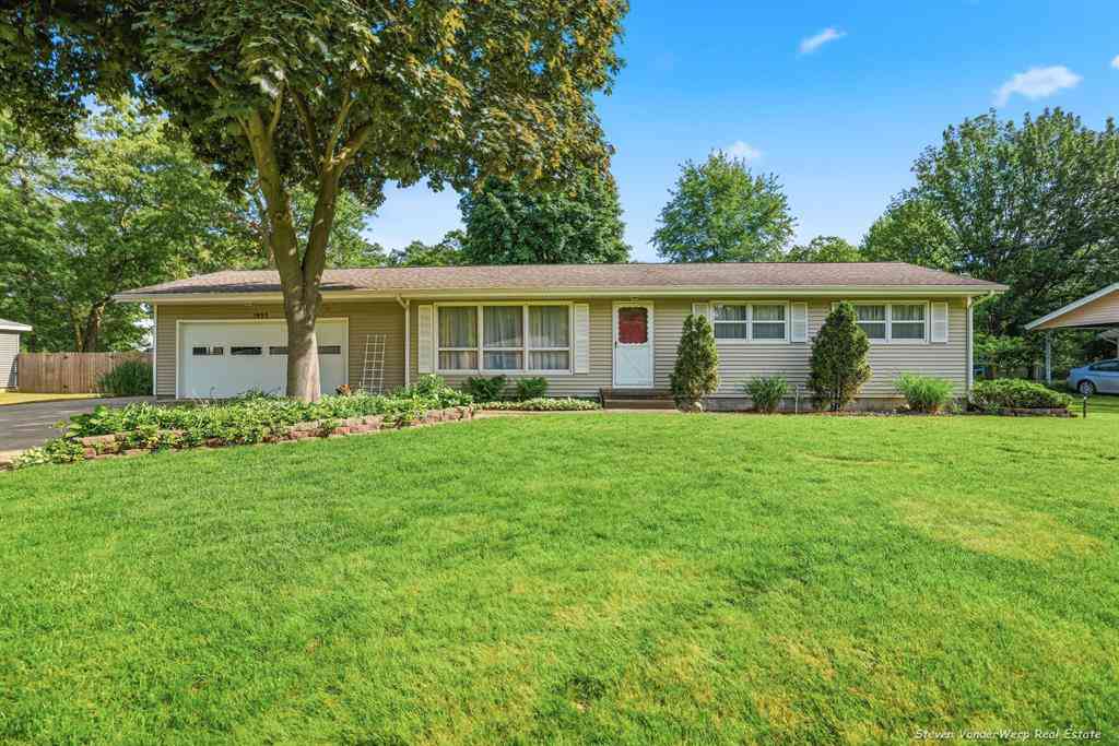 Homes For Sale - 1935 Nielwood Drive <br/> Muskegon, MI 49445