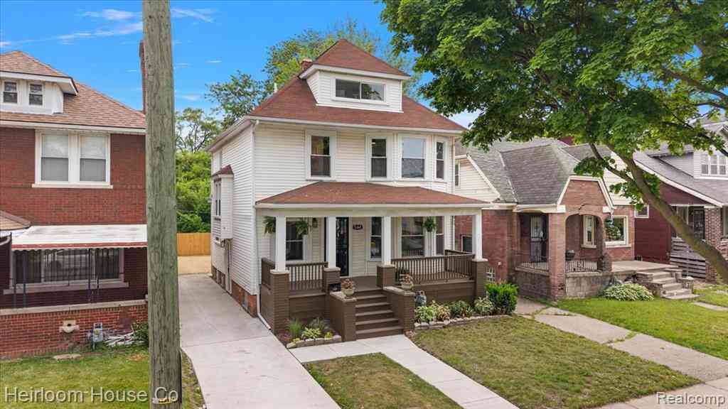 Homes For Sale - 5360 Burns Street <br/> Wayne County, Detroit, MI 48213