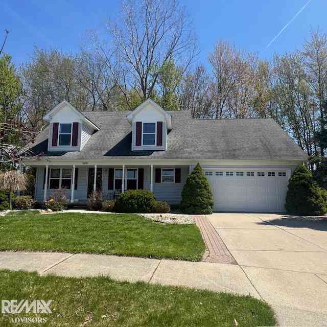 Homes For Sale - 54690 Beacon Cove Circle <br/> New Baltimore, MI 48047