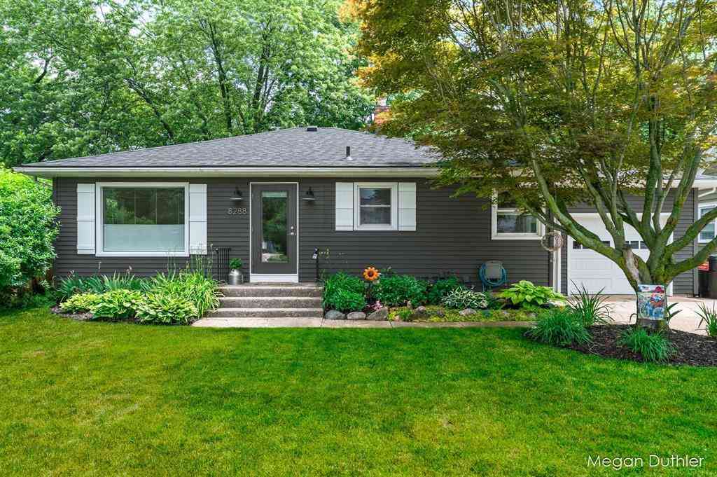 Homes For Sale - 8288 Freeland Avenue Sw SW<br/> Byron Center, MI 49315