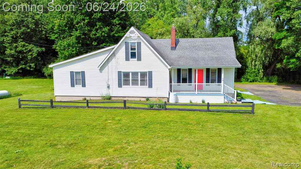 Homes For Sale - 13252 Dixie Highway <br/> Holly, MI 48442