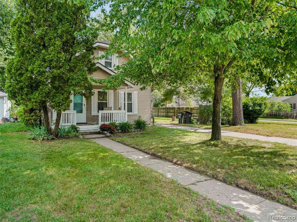 Homes For Rent - 2330 Wiltshire Road <br/> Berkley, MI 48072