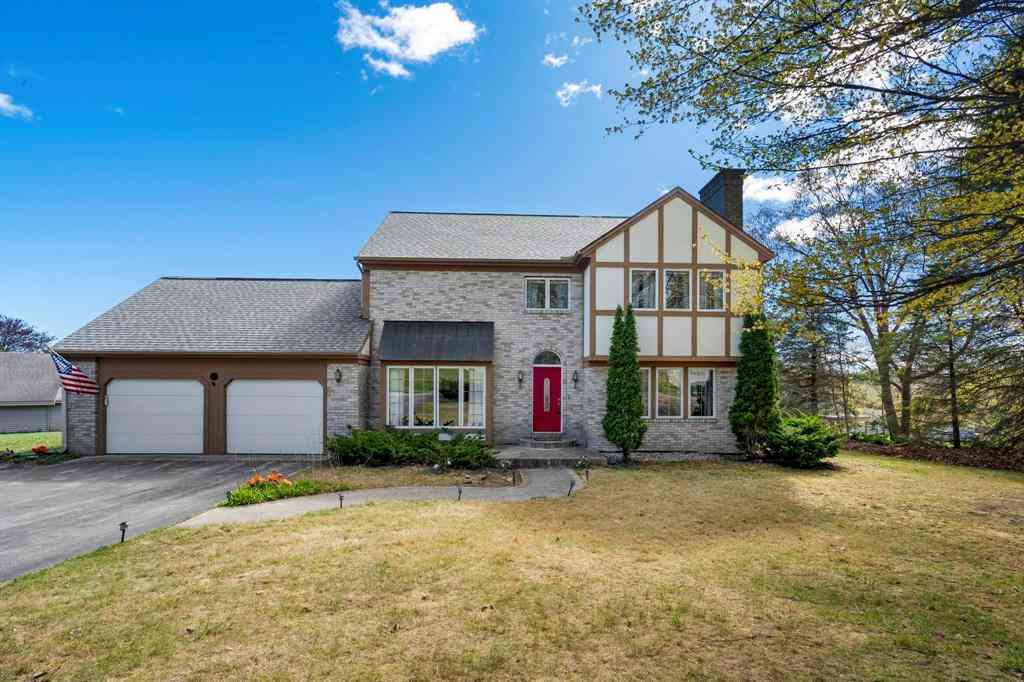 Homes For Sale - 5270 N Liberty  <br/> Traverse City, MI 49685