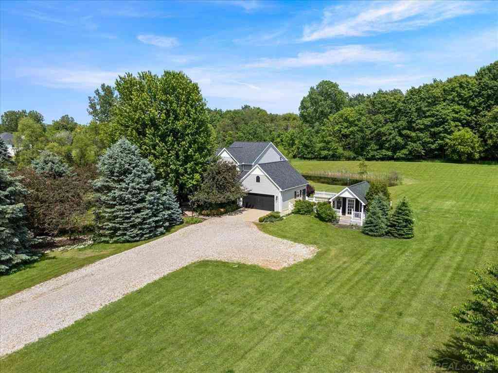 Homes For Sale - 5685 Mottland Court <br/> Oxford, MI 48371