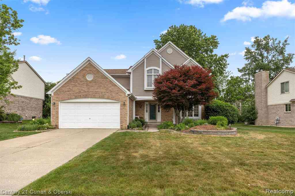 Homes For Sale - 45924 Rockledge Drive <br/> Wayne County, Plymouth, MI 48170