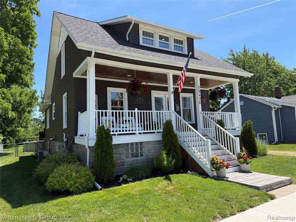 Homes For Sale - 68436 Oak Street <br/> Richmond, MI 48062