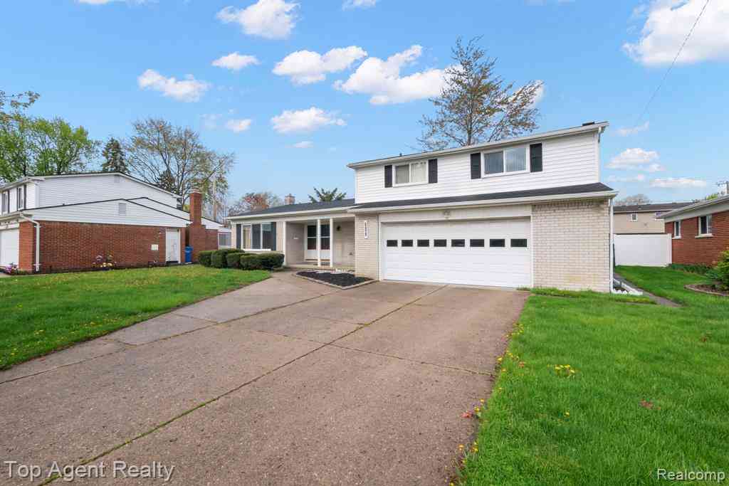 Homes For Sale - 30151 Barbary Court <br/> Warren, MI 48093