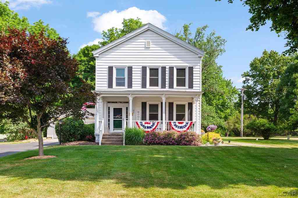 Homes For Sale - 807 Conklin Drive <br/> Lenawee County, Tecumseh, MI 49286