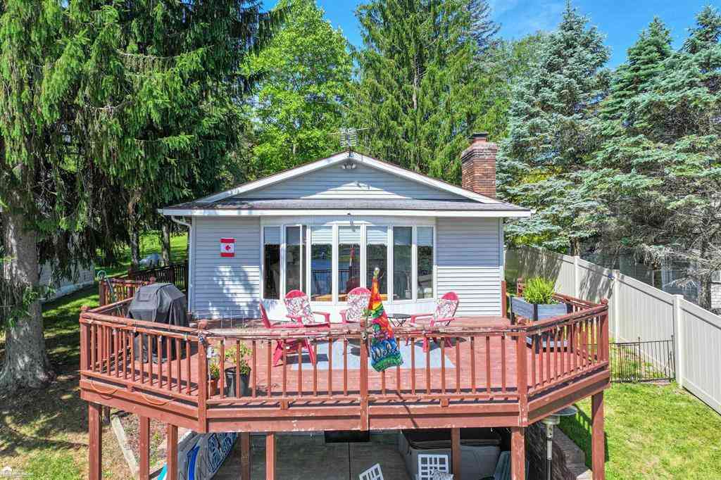 Homes For Sale - 6300 Bullard Road <br/> Fenton, MI 48430