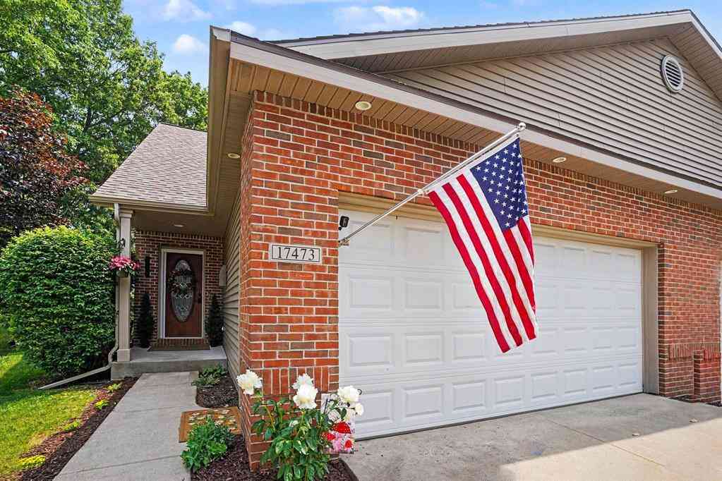 Condo For Sale - 17473 Park Place Circle <br/> Spring Lake, MI 49456