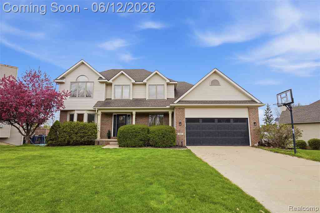 Homes For Sale - 1044 Lincoln Drive <br/> Brighton, MI 48116