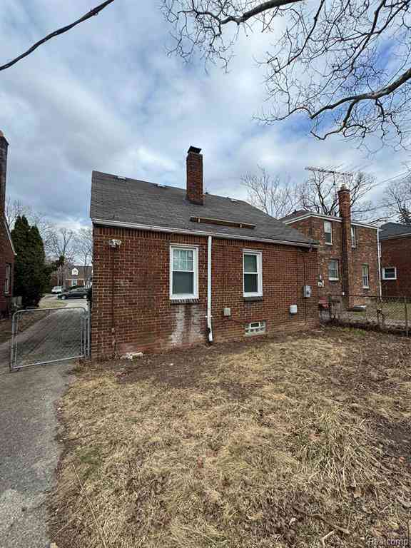 Homes For Sale - 18655 Strasburg Street <br/> Wayne County, Detroit, MI 48205
