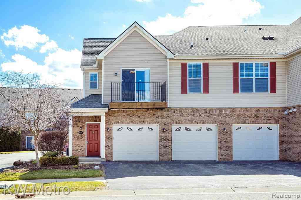 Condo For Rent - 10130 Ridge Run Street <br/> Livingston County, Howell, MI 48855