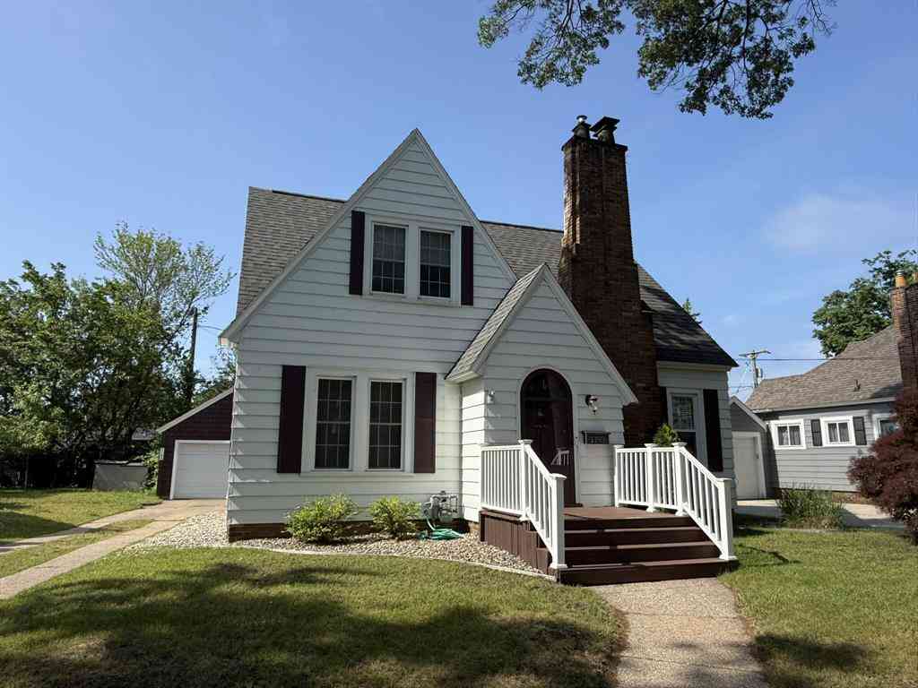 Homes For Sale - 1193 Cornell Road <br/> Muskegon, MI 49441