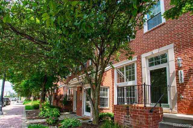 Condo For Rent - 1337 S Washington Avenue <br/> Royal Oak, MI 48067