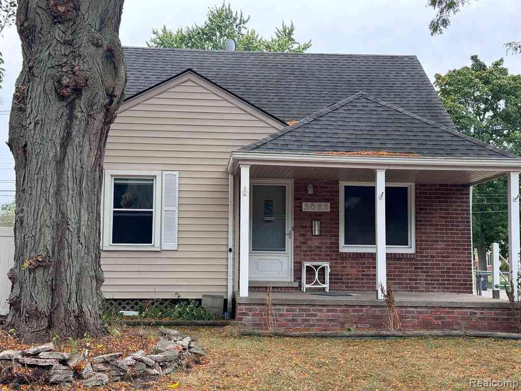 Homes For Rent - 3023 N Alexander Avenue <br/> Royal Oak, MI 48073
